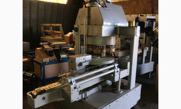 Закаточная машина Б4-КЗК-79 - фото № 4