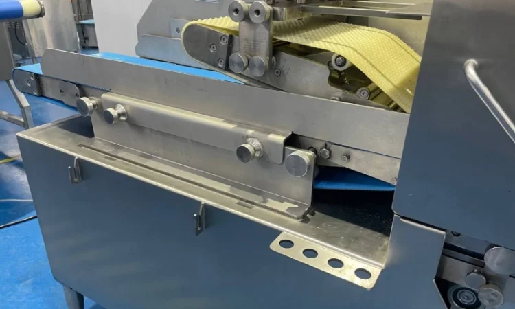 Машина для нарізки м'яса та риби STvega Meat Slicer H690 - фото № 8