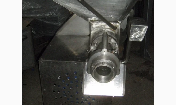 Продам пресс Механической обвалки мяса, курицы, рыбы - фото № 2