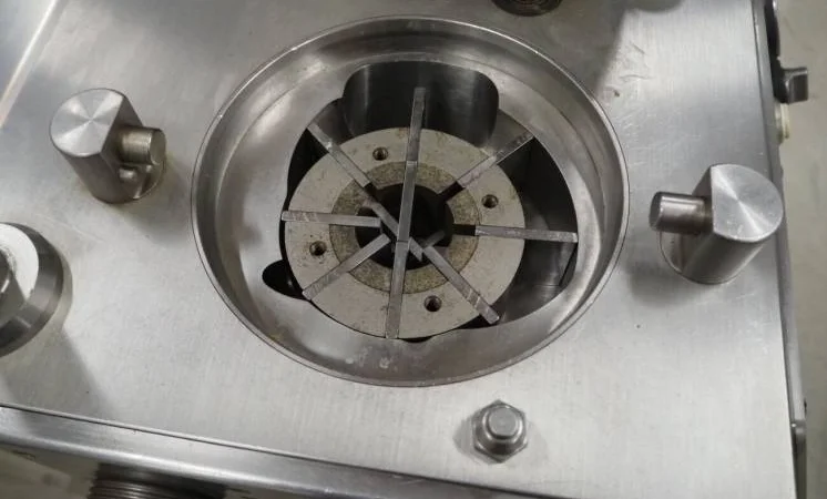 Шприц роторний вакуумний Frey Konti A50 - фото № 3