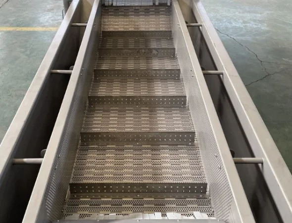 Барботажна ванна з конвеєром для миття зелені, ягід, овочів STvega BW L4000 - фото № 10