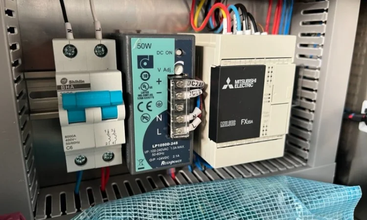 Машина напівавтоматична для ножового очищення моркви STvega KPel L500 - фото № 10