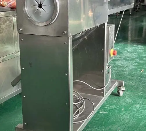 Машина напівавтоматична для ножового очищення моркви STvega KPel L500 - фото № 5