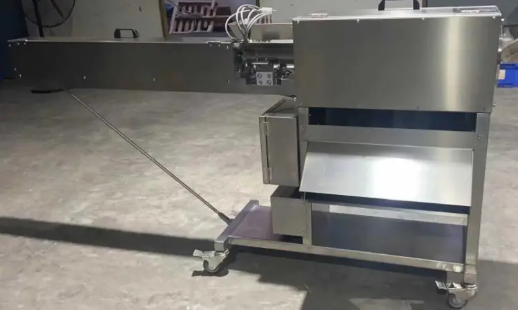 Машина напівавтоматична для ножового очищення моркви STvega KPel L500 - фото № 4