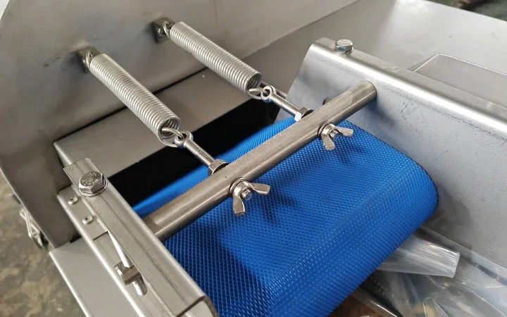 Овочерізка для нарізки овочевої та салатної продукції STvega Belt Cutter H200 - фото № 9