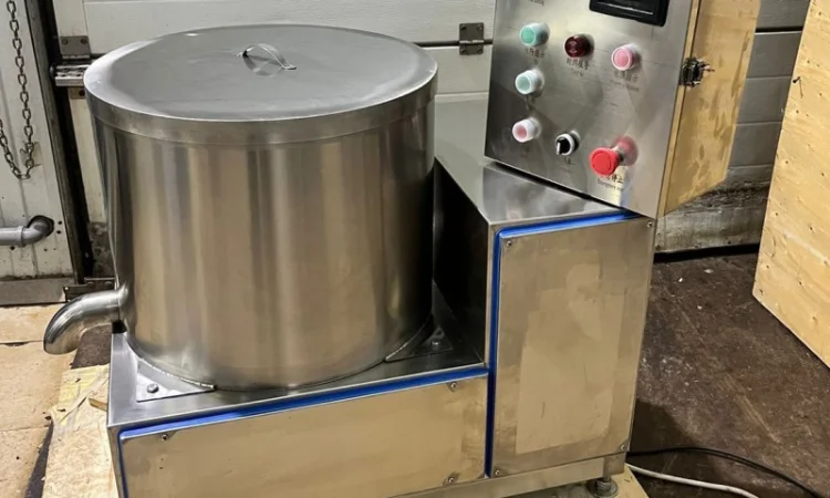 Центрифуга для віджиму поверхневої вологи з зелені, овочів STvega DM Mini - фото № 2