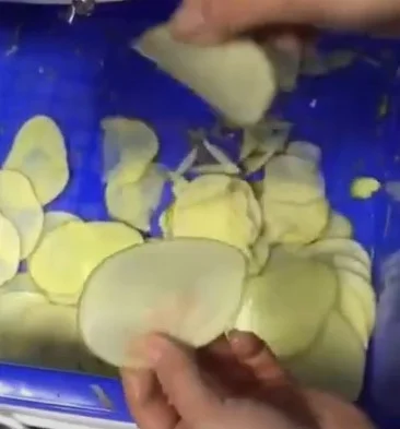 Овочерізка для нарізки соломкою (по-корейськи), слайсами STvega Carrot Shredder 500 - фото № 12