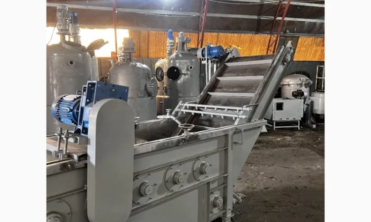 Машина миюча для овочів (щіткова) - фото № 6