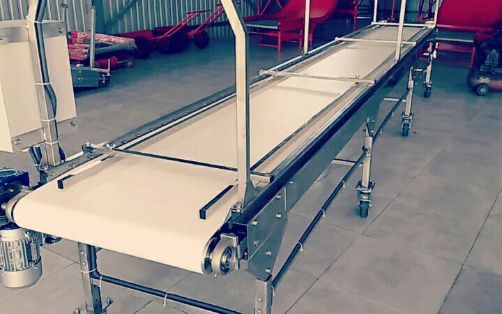 Сортировочный конвейер ленточный переборочный стол - фото № 4