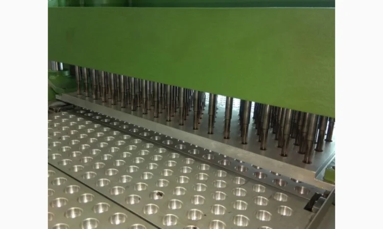 Машина для удаления косточек из вишни, сливы, абрикоса 1000 – 2000 кг/час - фото № 2