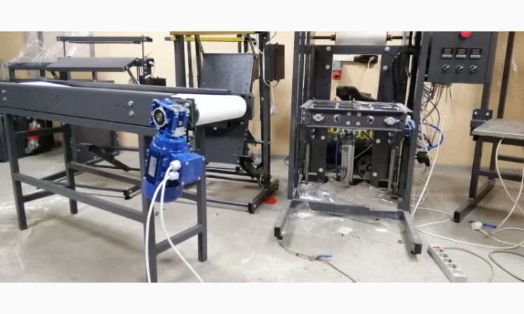 Транспортер ленточный отводящий. Транспортер контроля качества продукции. Конвейер - фото № 3