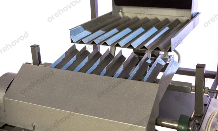 Промисловий горіхокол К 100 - фото № 2