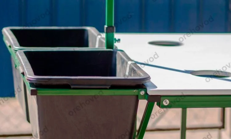 Стіл для перебирання волоського горіха - фото № 3