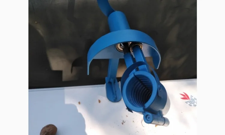 Орехокол стальной полупромышленный(прибор для чистки орехов) - фото № 9