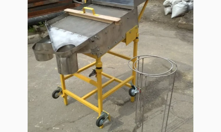 Вібросито (калібратор, просіювач) /Вибросито (калибратор, просеиватель, виброрешето) - фото № 1