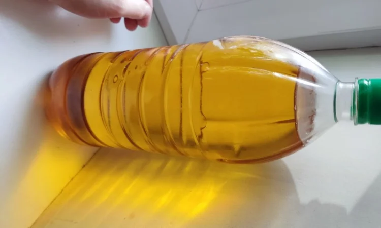 Масло подсолнечное рафинированное с производства - фото № 1