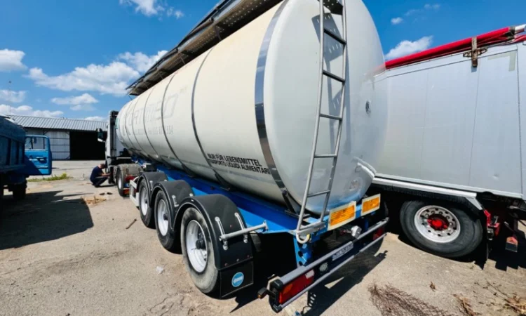 Куплю растительное масло 2 сорт от 20 тонн - фото № 1