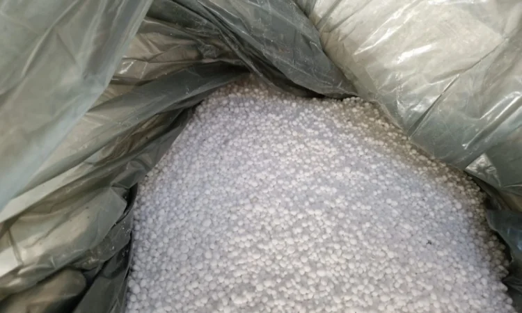 Азотне добриво "Карбамід" (сечовина, Січевина, карбамід) N-46, 2%, Жіва - фото № 3