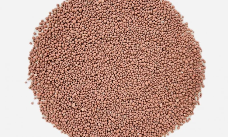 Нітроамофоска 4:12:12 та 5:20:20 у продажу - фото № 3