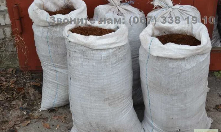 Перегной в мешках Гостомель Буча Конский перегной Киевская область Удобрение - фото № 2