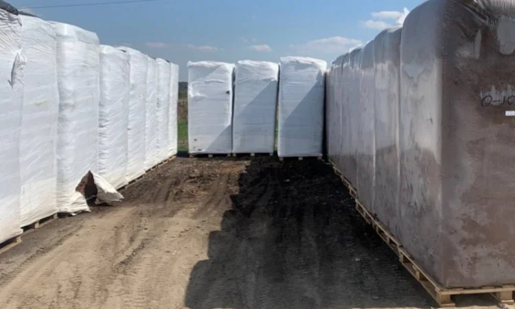 Верховий торф у стосах, 6000 літрів, Кислий та Нейтральний гуртом, країни Балтії - фото № 4