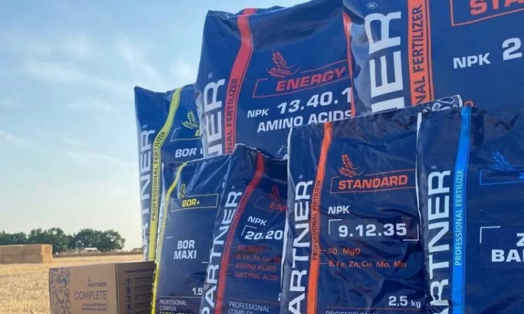 ДОБРИВА PARTNER, удобрения ЛИСТОВОЕ ВНЕСЕНИЕ, стимуляторы и антистрессанты - фото № 1