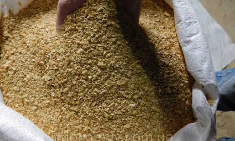 Продам соєвий шрот (макуха, макових) з вмістом протеїну 44-45% - фото № 1