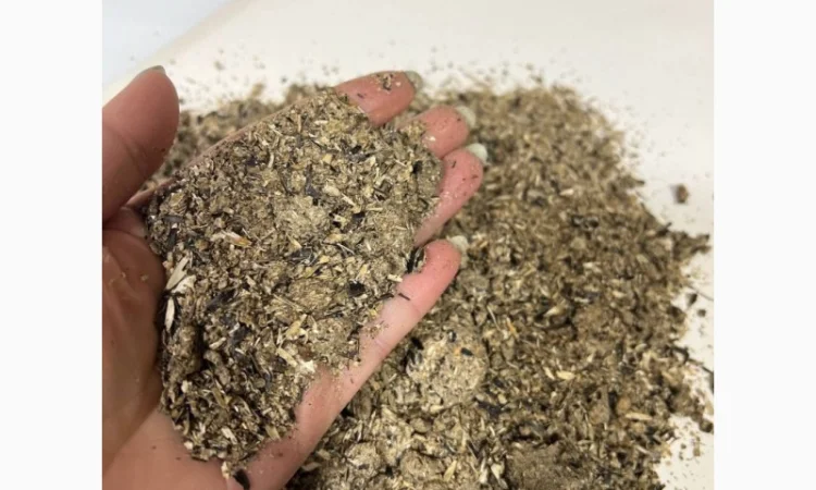 Доставка! Подсолнечниковый шрот – отличная альтернатива соевому шроту! - фото № 1