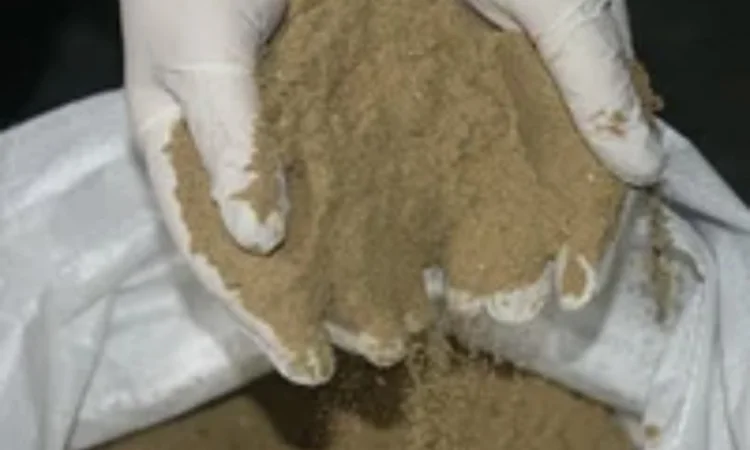 Рыбную мука отечественного производства и импортная с повышенным содержанием протеин - фото № 1