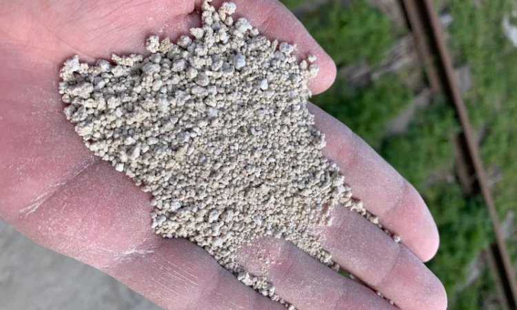 Трикальцій фосфат кормовий (1 сорт) Са32% Р8% - фото № 1