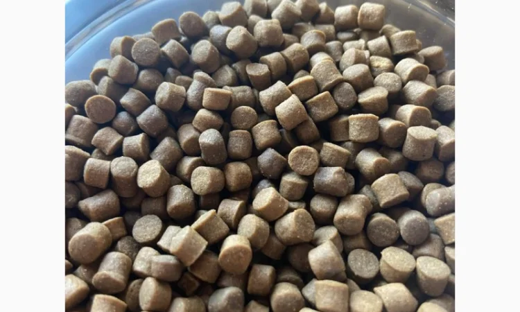 Корм Fishery Tech Barbel Classic для малька коропа, сома (2, 0; 3, 0; 4, 0; 4, 5; 6, 0 мм) - фото № 4