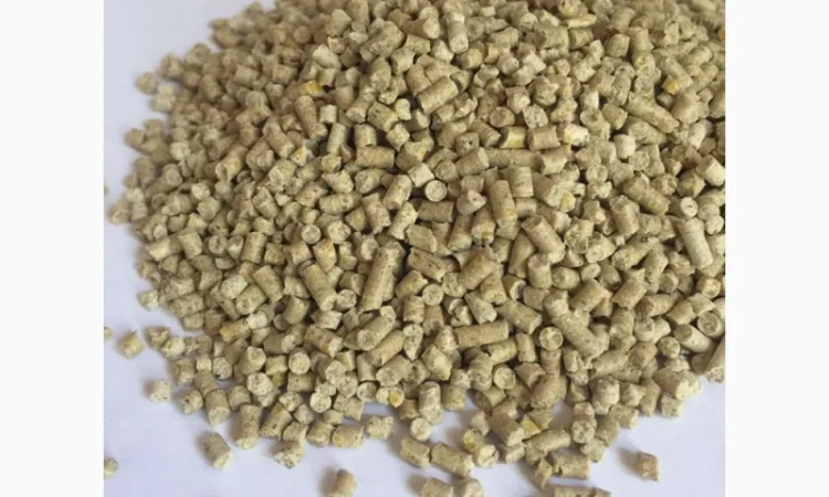 Корм для кур (несушка, бройлер), водоплавающие, перепела, страусы - фото № 3