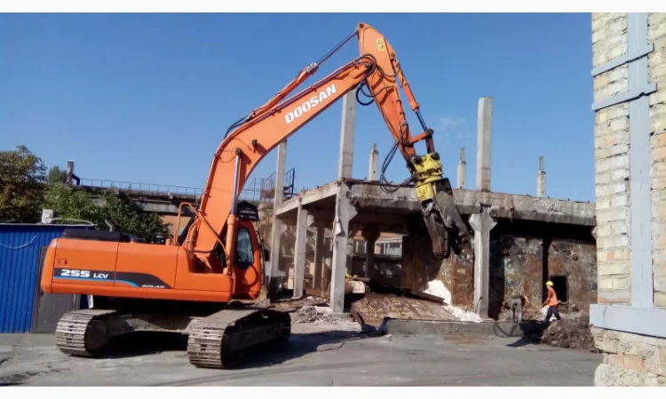 Демонтаж.Снос строений.Вывоз строймусора в Киеве - фото № 2