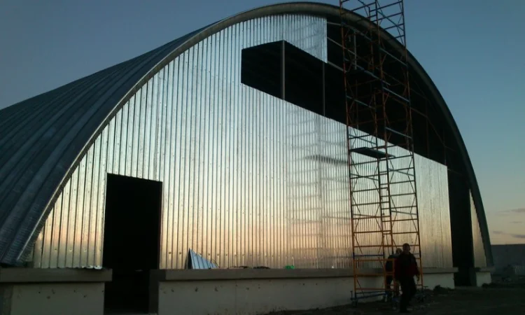 Производство, возведение и монтаж бескаркасных арочных ангаров, складов, хранилищ - фото № 8