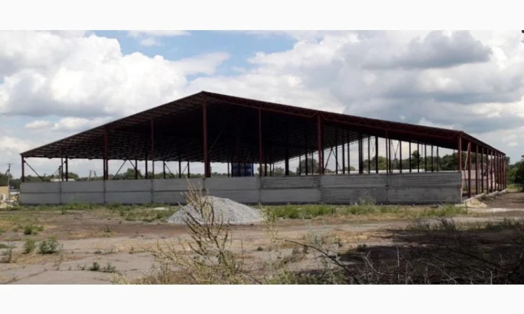 Строительство каркасных ангаров, навесов под технику под ключ. Замена кровли - фото № 1