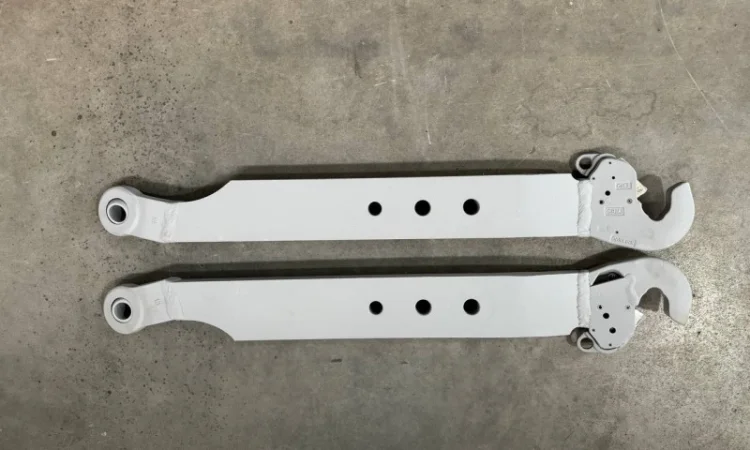 Ремонт задньої навіски (важелів, валів, тяги) трактора John Deere 8000 - фото № 1