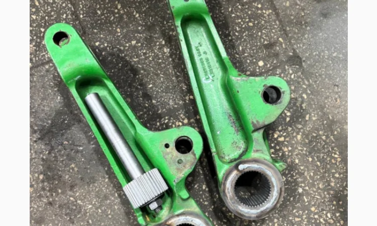 Ремонт задней навески тракторов John Deere - фото № 1