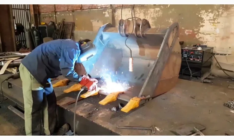 Ремонт ковша - фото № 3