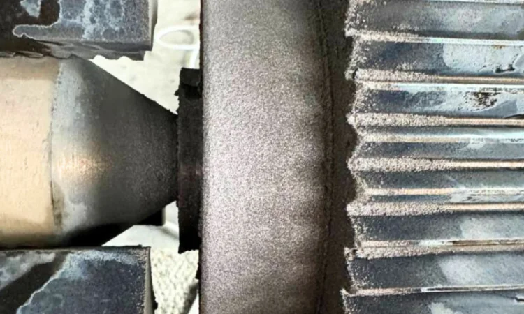 Ремонт колінвала 1950306 CAT C13 Відновлення місця під сальник - фото № 2