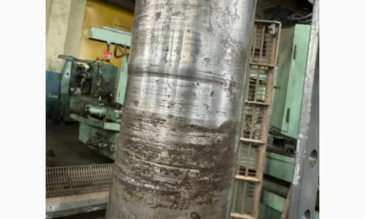 Ремонт посадкового місця поворотного шкворня AN206112 John Deere 4930 - фото № 4