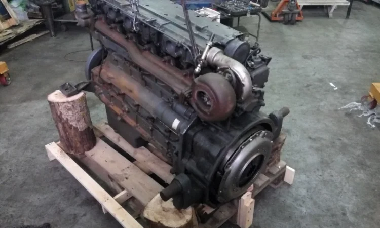Ремонт двигателя Deutz BF 6M 1013E (Дойц БФ 6М 1013) - фото № 1