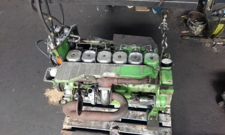 Ремонт двигателя DEUTZ BF6L913C комбайн Топ Лайнер - фото № 17