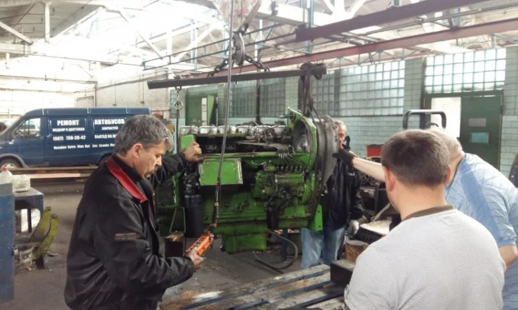 Ремонт двигателя DEUTZ BF6L913C комбайн Топ Лайнер - фото № 14