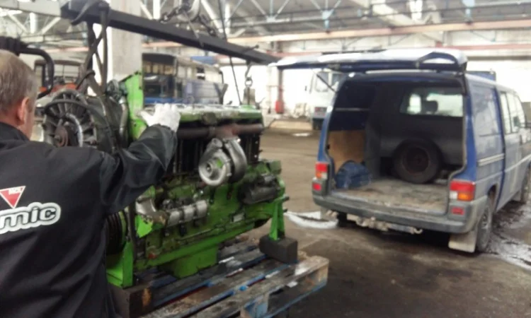 Ремонт двигателя DEUTZ BF6L913C комбайн Топ Лайнер - фото № 12