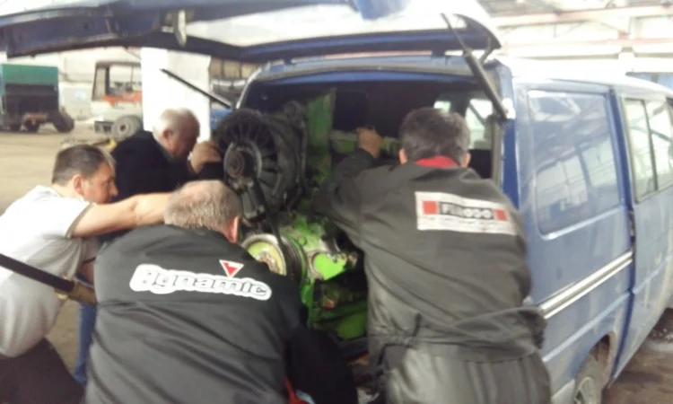 Ремонт двигателя DEUTZ BF6L913C комбайн Топ Лайнер - фото № 11