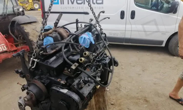 Капитальный ремонт New Holland TG230 TG250 TG285 T8040 T8050 T8020 - фото № 3