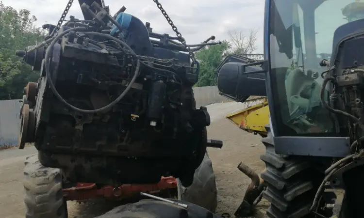Капитальный ремонт New Holland TG230 TG250 TG285 T8040 T8050 T8020 - фото № 18