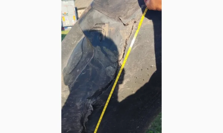 Сложные ремонты боковых порезов шин 710/75R42 Michelin - фото № 1