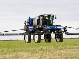 Аренда самоходного опрыскивателя для обработки полей в Херсоне - фото № 1