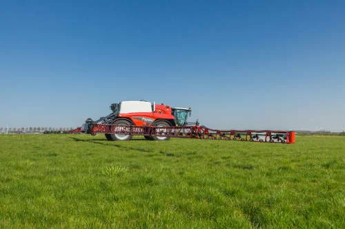 Оренда самохідного обприскувача в Кропивницькому - фото № 1